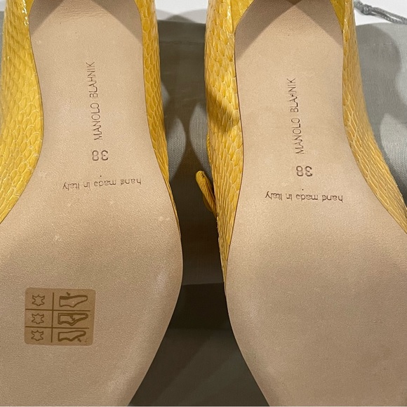 MANOLO BLAHNIK Yellow Mary Jane Snakeskin Heels Pumps CAMPARI Sz 38 NEW $995 - Picture 9 of 15